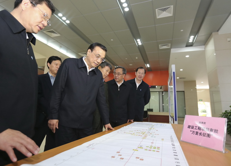 李克強寄望廣東自貿區爭創(chuàng  )審批“特區速度”
