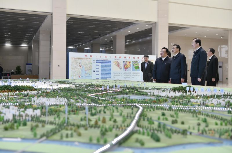 李克強寄望廣東自貿區爭創(chuàng  )審批“特區速度”