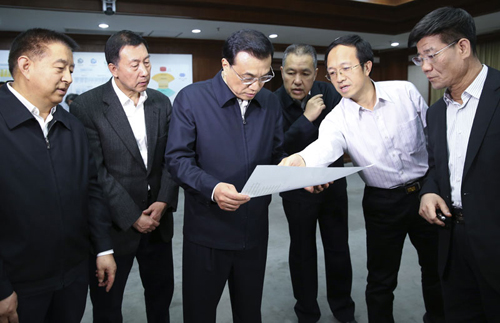 2015兩會(huì )一結束李克強首個(gè)考察點(diǎn)為何是工商總局？